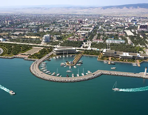 Яхт-клуб