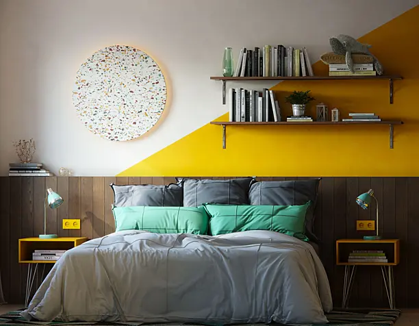 BRIGHT APARTMENT