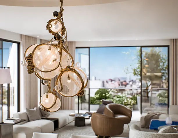 DELUXE APARTMENT IN THE SKY