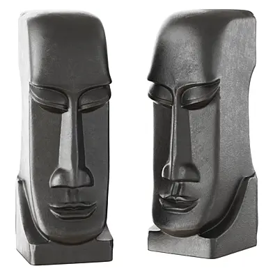 Sculpture of a face in an Oriental style