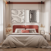 Яркая, почти терракотовая спальня