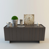 Комод Novamobili Stripe и декор