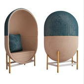 Capsule chair
