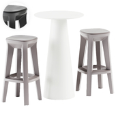 Table Fura and Frozen Square Stool by Plust